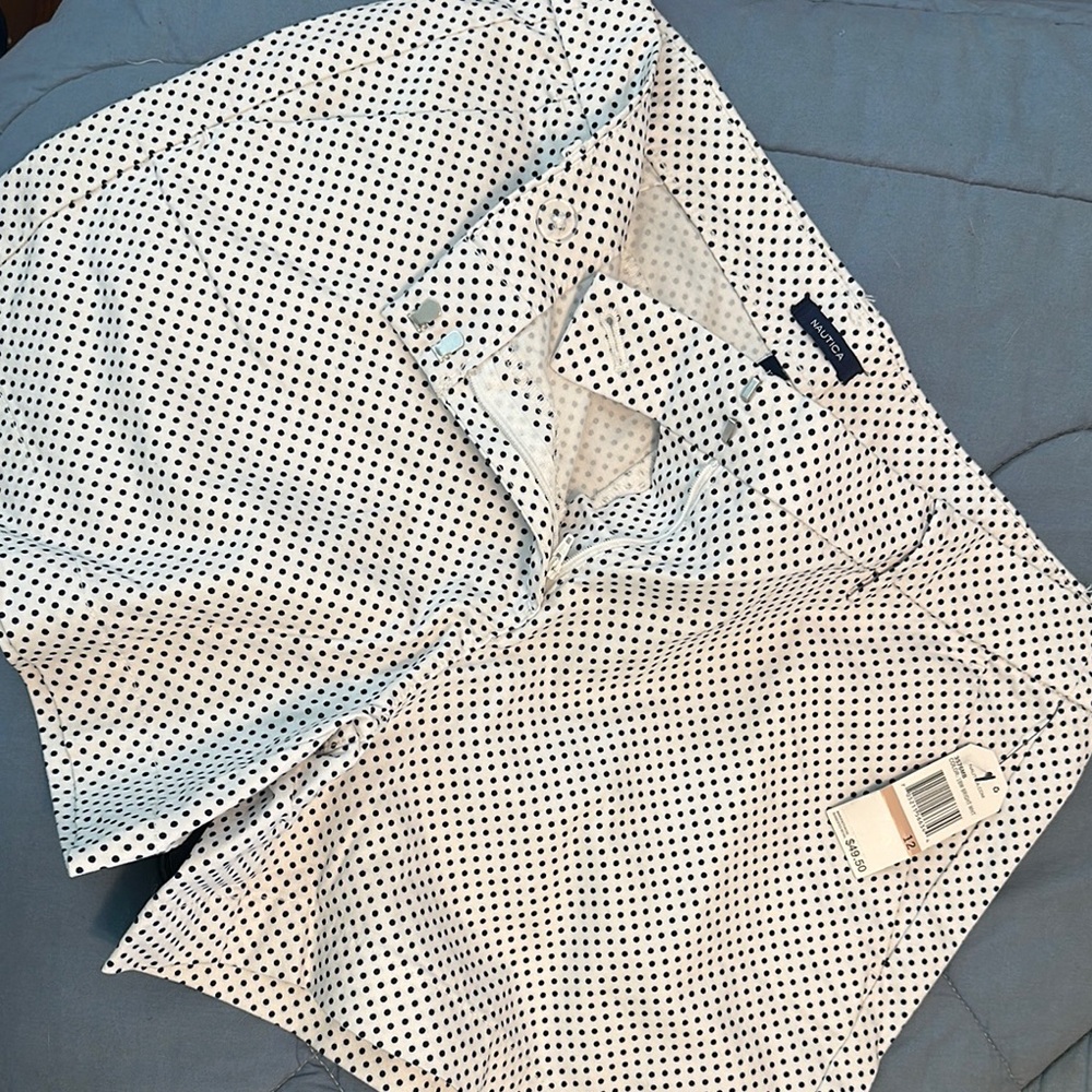 Nautica Black and White Polka Dot ladies shorts - Picture 4 of 4